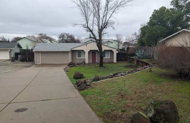 3 Bedroom 3 Bathroom House in Cottonwood Gallery 3