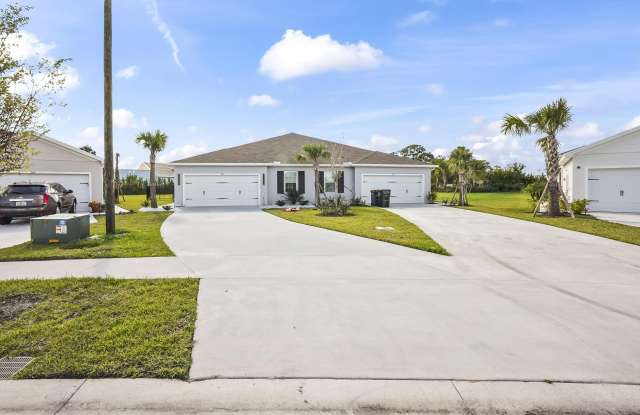 309 Raspberry Road - 309 Raspberry Road, Fort Pierce, FL 34981