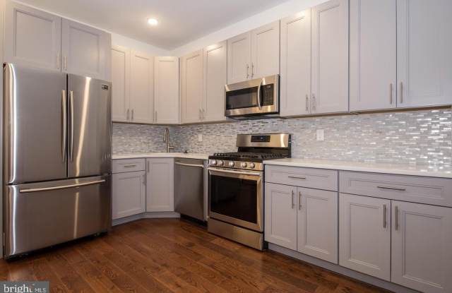 1956 N 8TH STREET - 1956 North 8th Street, Philadelphia, PA 19122