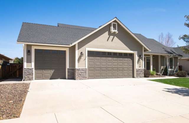 Well-maintained 3-bedroom, 2-bath home photos photos Well-maintained 3-bedroom, 2-bath home photos photos