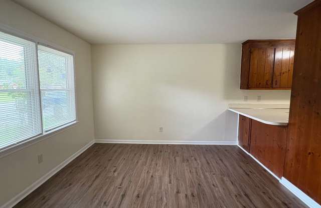 2518 Cedarwood Dr Gallery 4