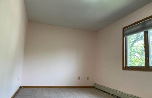 15 Roselle Ave Gallery 3