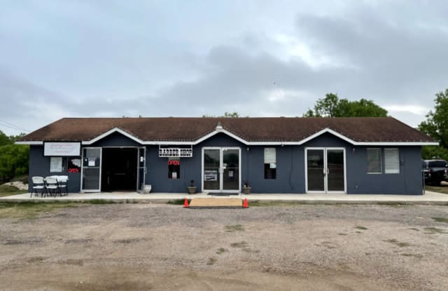 2405 Zanderson Avenue, Jourdanton, TX 78026 - 1 - 2405 Zanderson Avenue, Jourdanton, TX 78026