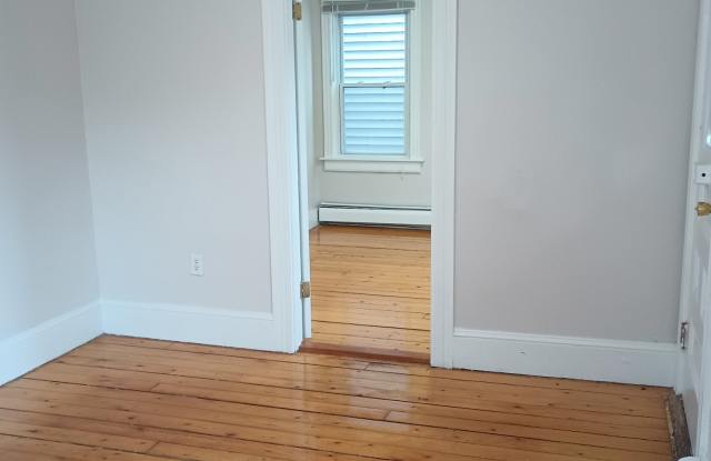 68 Bouvier Avenue - 1 photos photos