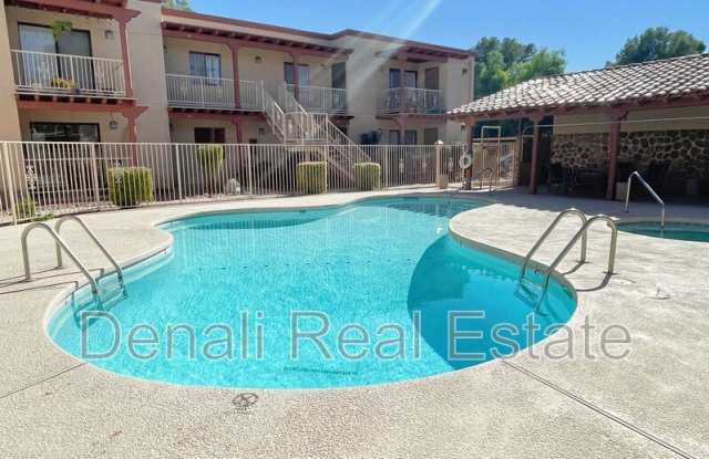 3357 N Country Club Rd photos photos