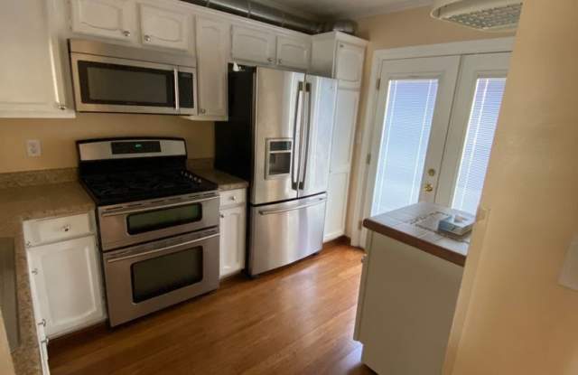 204 Wildwood Dr., Salisbury | Corbin Hills Subdivision - 2br 2.5ba Townhome $1495.00 Gallery 3