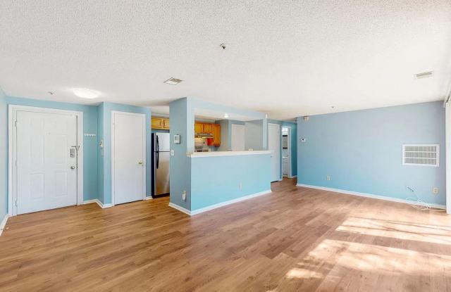 Room in 3 Bedroom Home at Arlyn Cir Gallery 3