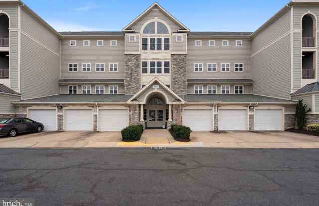 1641 LADUE Court Gallery 1