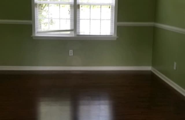 111 Grantham Lane Gallery 4