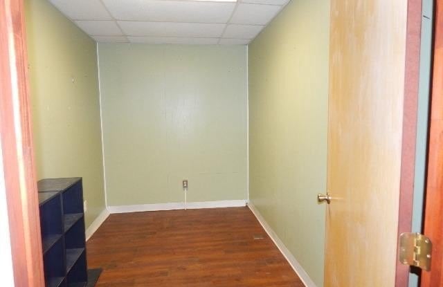1 N EAST Boulevard photos photos