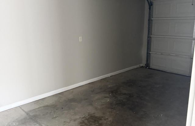 8003 Wilburn Way Gallery 3