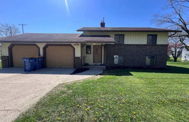 2 Bedroom Upper Duplex in Breton Village! photos photos