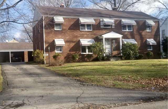 5247 Old Oxford Lane unit: 2 photos photos