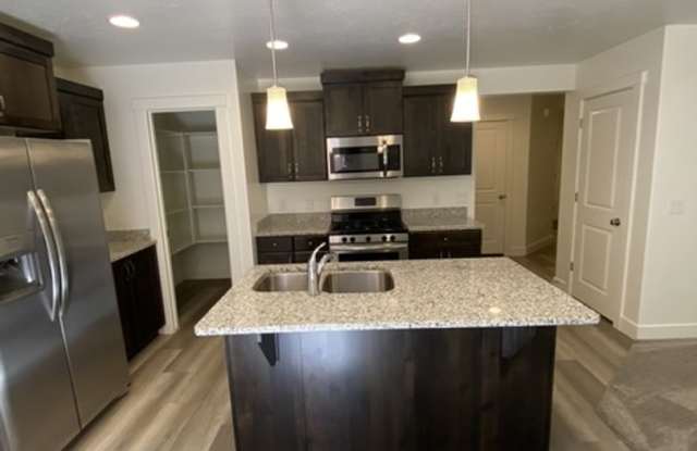 Available now - 4 Bed, 2.5 Bath, 2 Car Garage photos photos