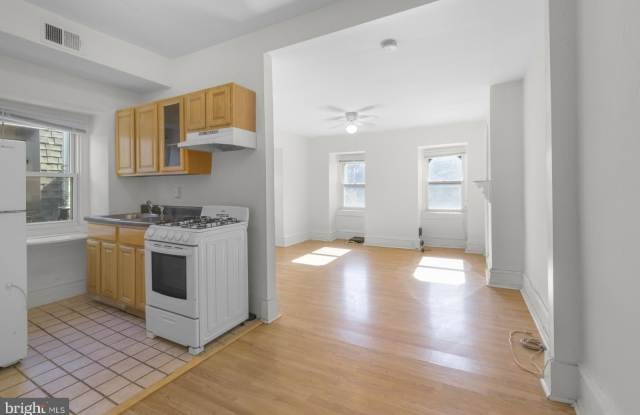131 W SUSQUEHANNA Avenue unit: 3 photos photos