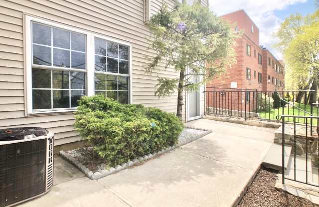 327 W Post Road photos photos