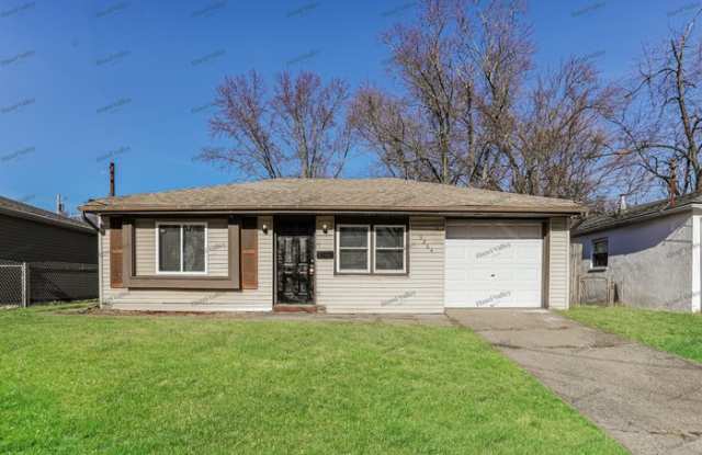 3264 Warfield Avenue - 3264 Warfield Avenue, Groesbeck, OH 45239
