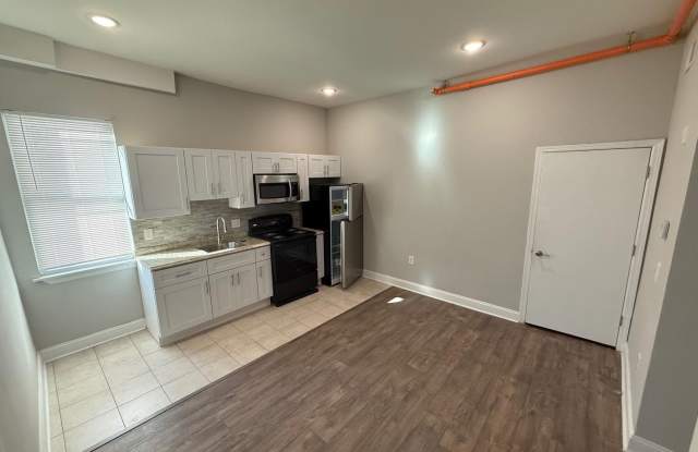4028 W GIRARD Avenue Gallery 1