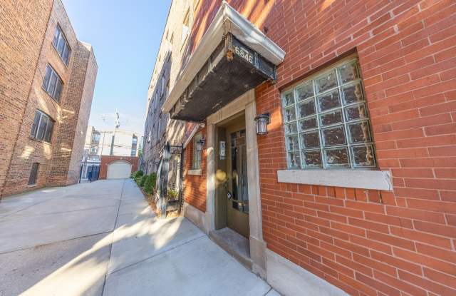 6846 S Paxton Avenue Gallery 2