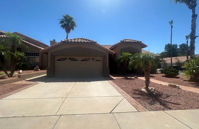 AHWATUKEE/FOOTHILLS SINGLE LEVEL 4 BEDROOM HOME. photos photos