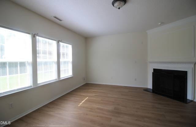 8439 Haines Creek Lane Gallery 3