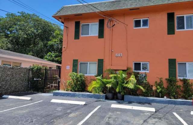 441 NW 7th Terrace unit: 2 photos photos