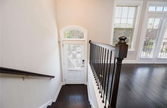 5860 Terrace Bend Way Gallery 4