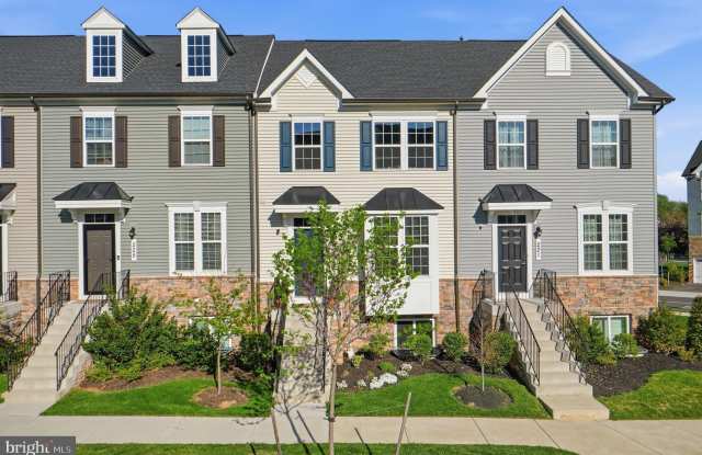 223 EDWIN RD photos photos