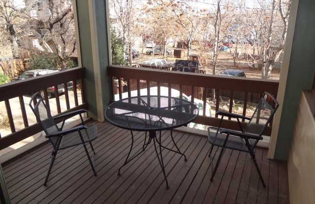 Awesome Furnished one bedroom Condo, short term lease of 30 days or longer, with large deck to enjoy the Boulder weather. photos photos