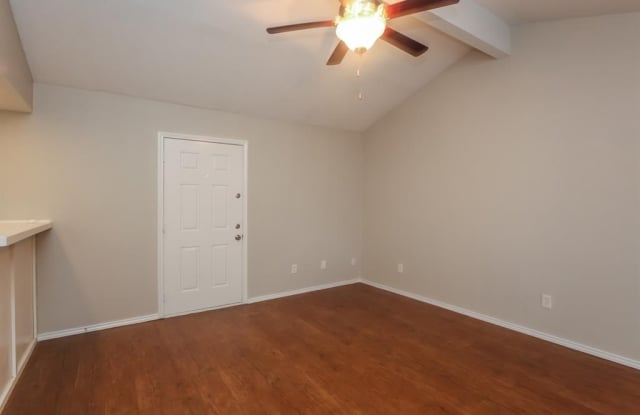 1546 Willowbrook Street Gallery 2