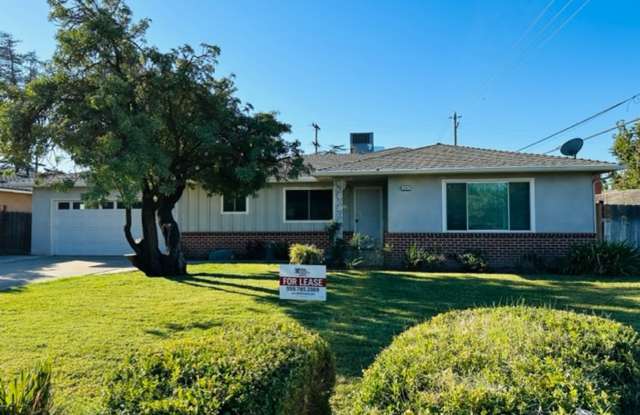 $2,300 First  Bullard 3 Bedroom, Pool, Home for Rent, E. Browning Ave. Fresno photos photos