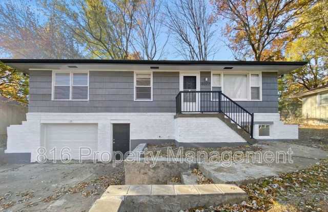 16007 E 35th St S - 16007 East 35th Street South, Independence, MO 64055