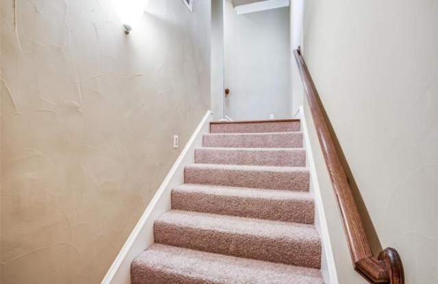 740 Rockingham Drive Gallery 4