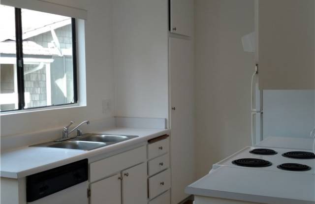 38 Streamwood Gallery 2