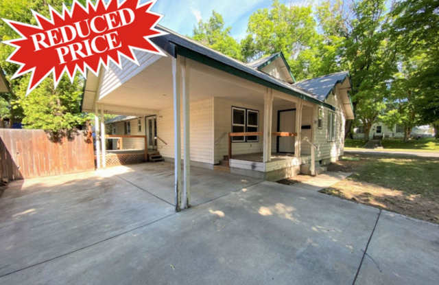 3 Bed, 2 Bath 1 block from CWU photos photos