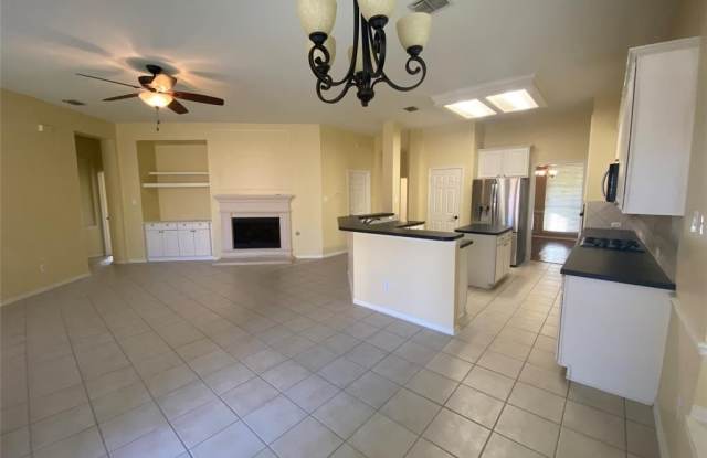 1708 Andrew Court Gallery 3
