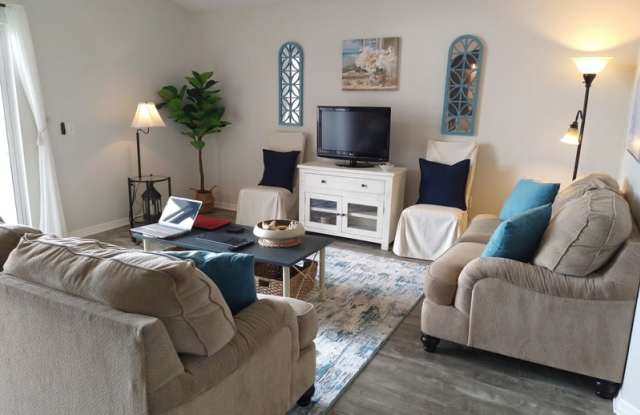 359 Sir Phillips Dr photos photos