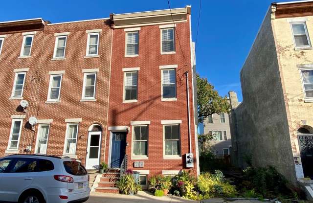 Newly Renovated 3-Bedroom Apartment in Brewerytown! Available mid-January! - 1215 North 25th Street, Philadelphia, PA 19121