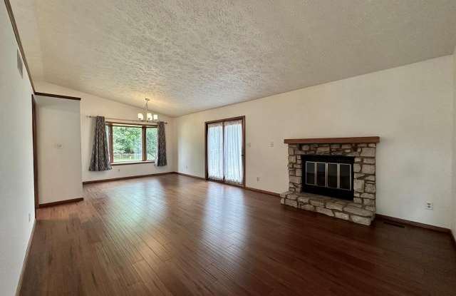 1830 E Thornton Drive Gallery 3