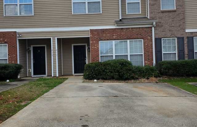 Charming 2BR House in Riverdale photos photos