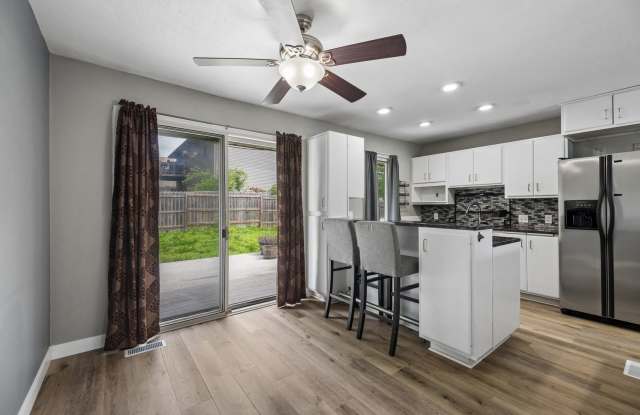 1632 Dodge St photos photos