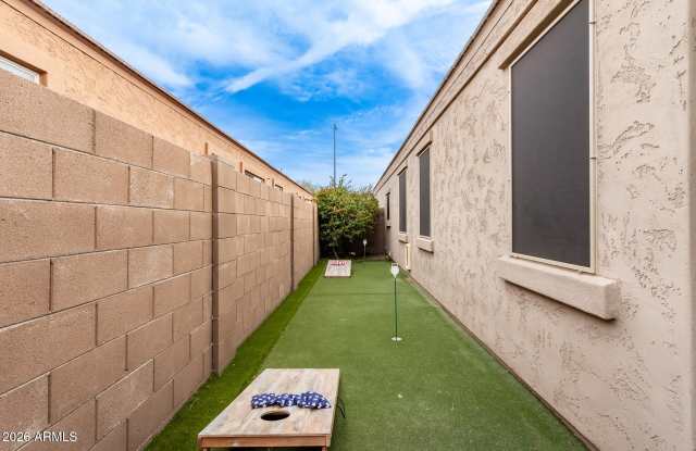 15866 N 76TH Avenue Gallery 4