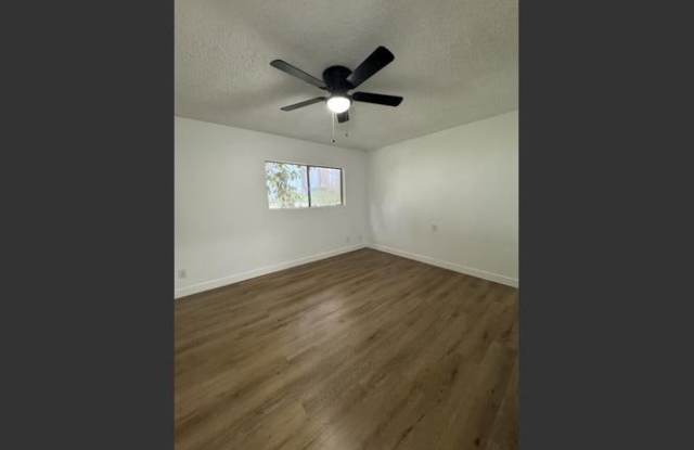 2510 Voorhees Ave Apt C photos photos