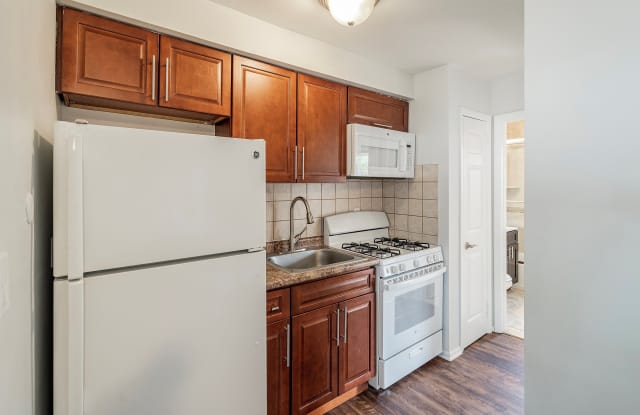 114-120 Montgomery Street Apartments Gallery 3