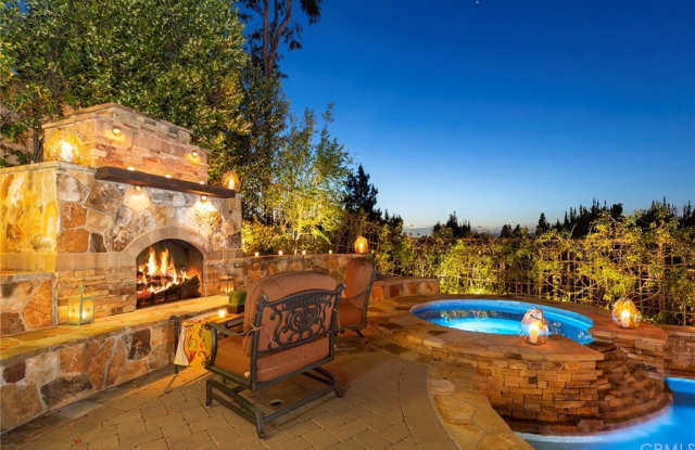 2553 Harrison Circle Gallery 2