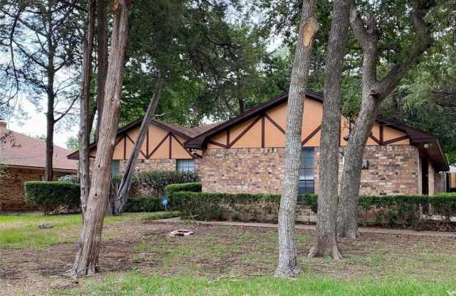 1526 Kingswood Drive Gallery 2