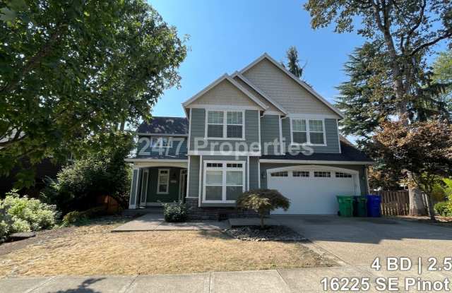 Stunning 4 BD | 2.5 BA Craftsman - Milwaukie photos photos