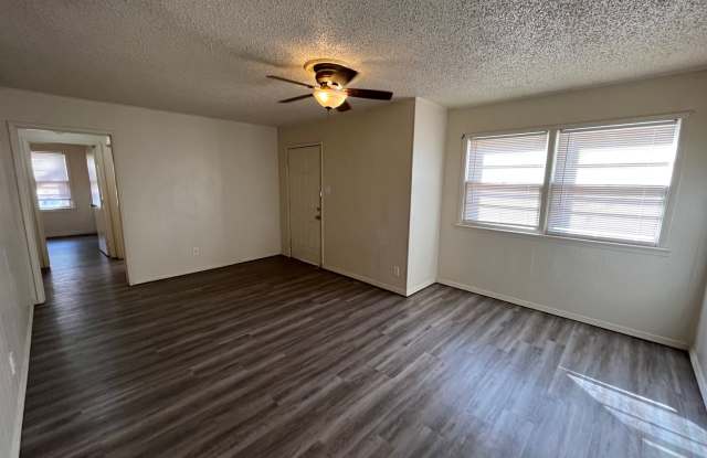 Central Lubbock - Available now Gallery 3