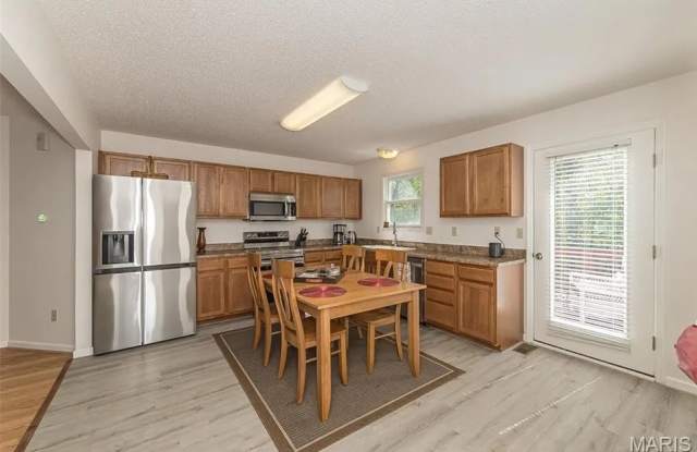 1079 Goss Ct Gallery 2