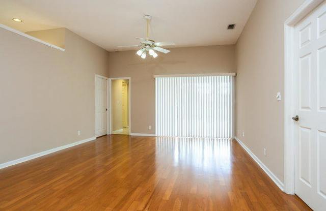 1281 Crown Point Gallery 3